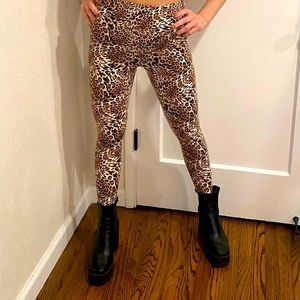 Vinyl yoga/dance leopard print leggings